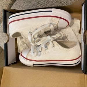 White toddler Converse, size 7